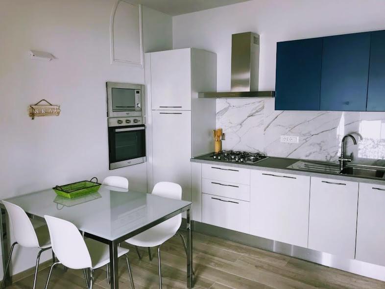 Residence Mare Azzurro 레리치 외부 사진